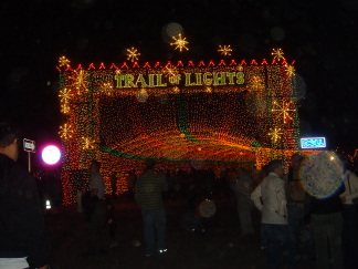 2006-12-14-Trail-Of-Lights-13.JPG
